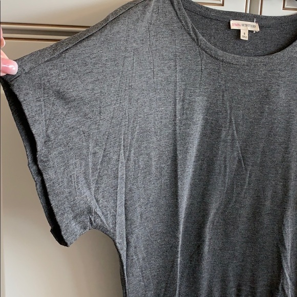 T shirt with flutter sleeves - Picture 4 of 6